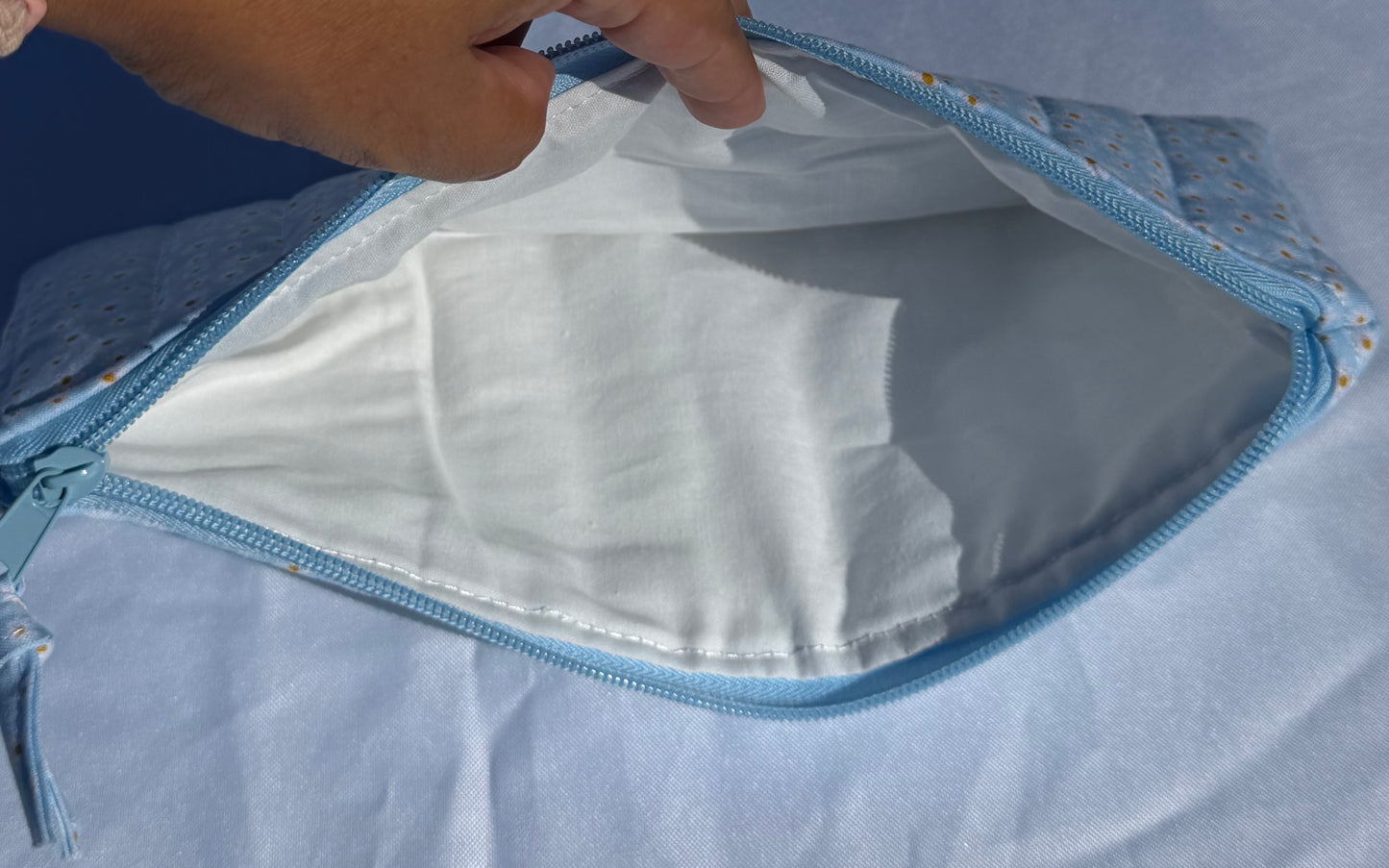 Light Blue Daisy Pencil Pouch