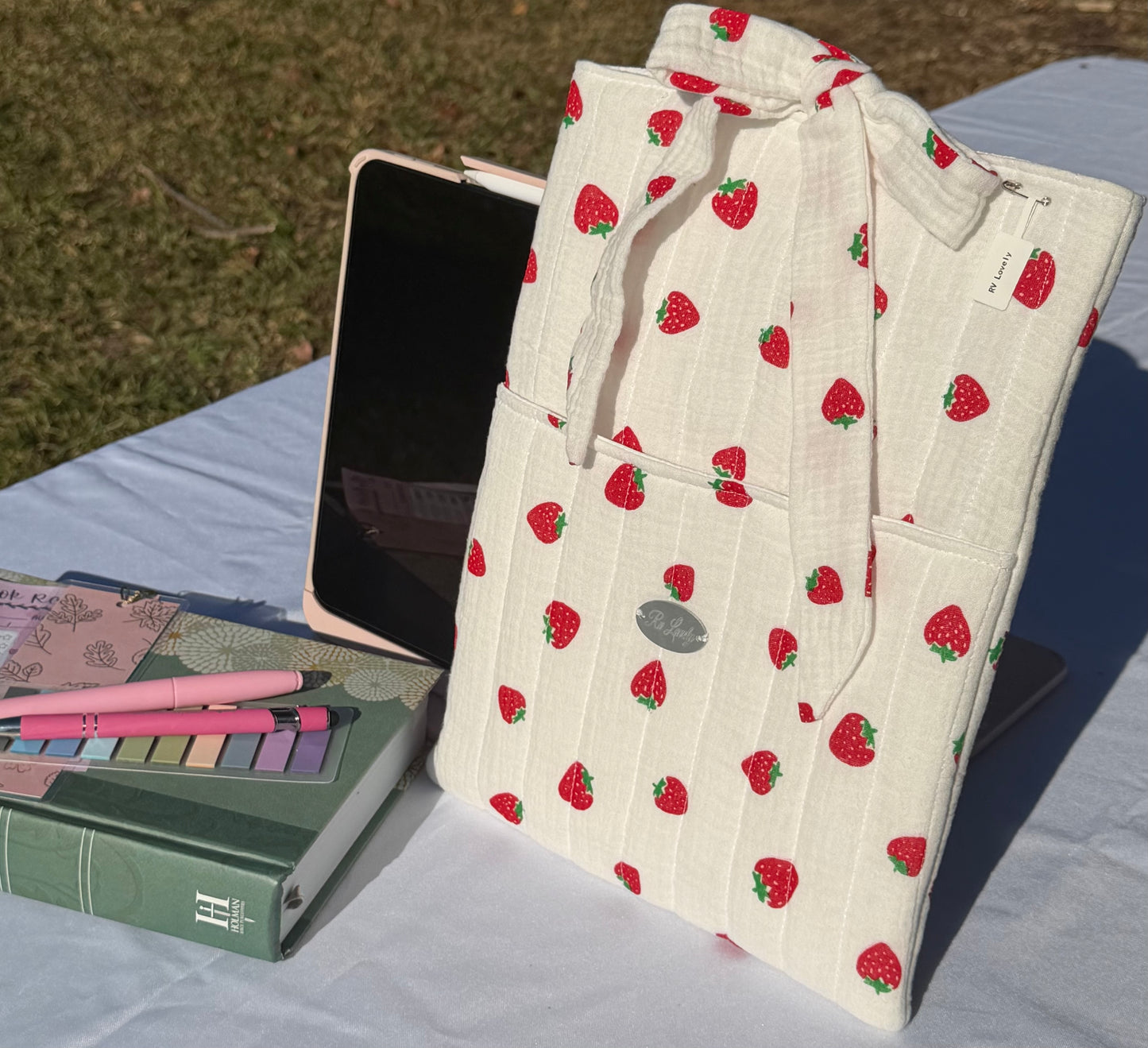 Large Strawberry Sleeves