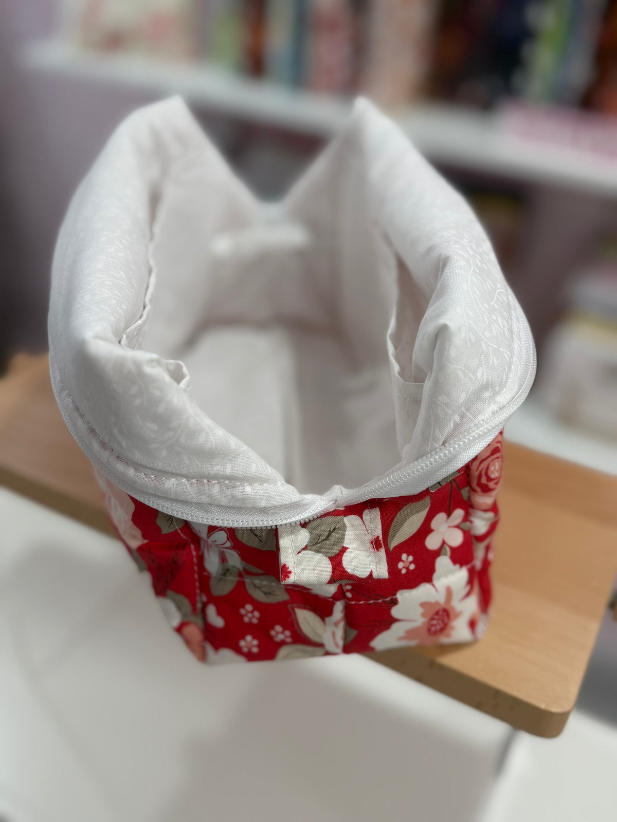 πΉ Medium Ruby Blossom Boxy Bag