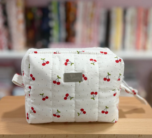 🍒 Small Sweet Cherry Quilted Boxy Bag