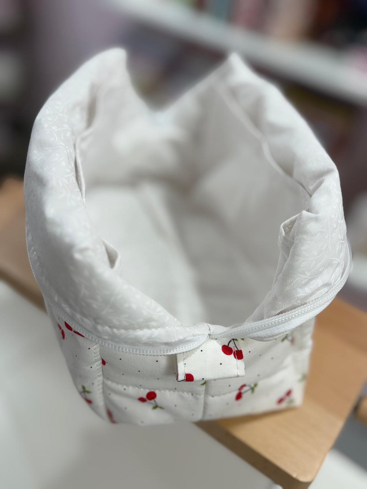 🍒 Medium Sweet Cherry Boxy Bag
