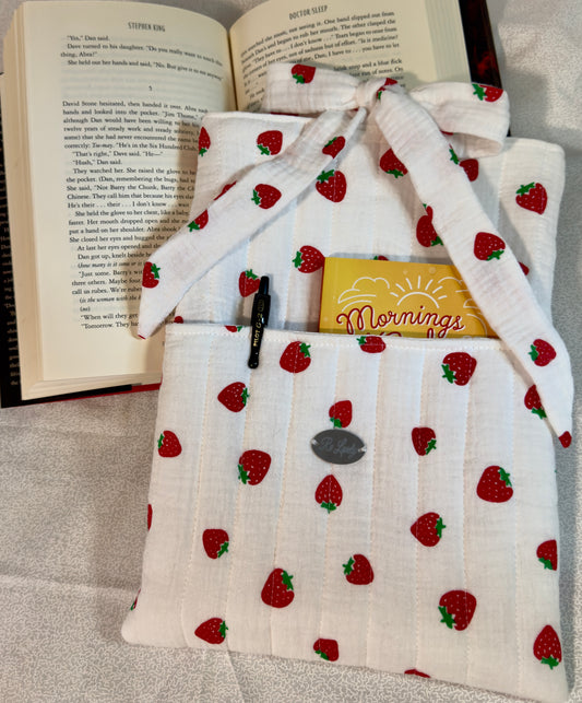 Medium Strawberry Sleeve